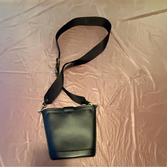 NWT Kate Spade Audrey Mini Black Leather Bucket Shoulder Crossbody Bag $329 - Picture 7 of 16